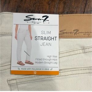 Ladies seven7 beige jeans size 12 new with Tag straight leg